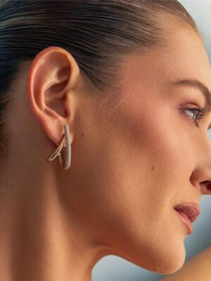 Brinco Gabriella Cravejado | Ouro